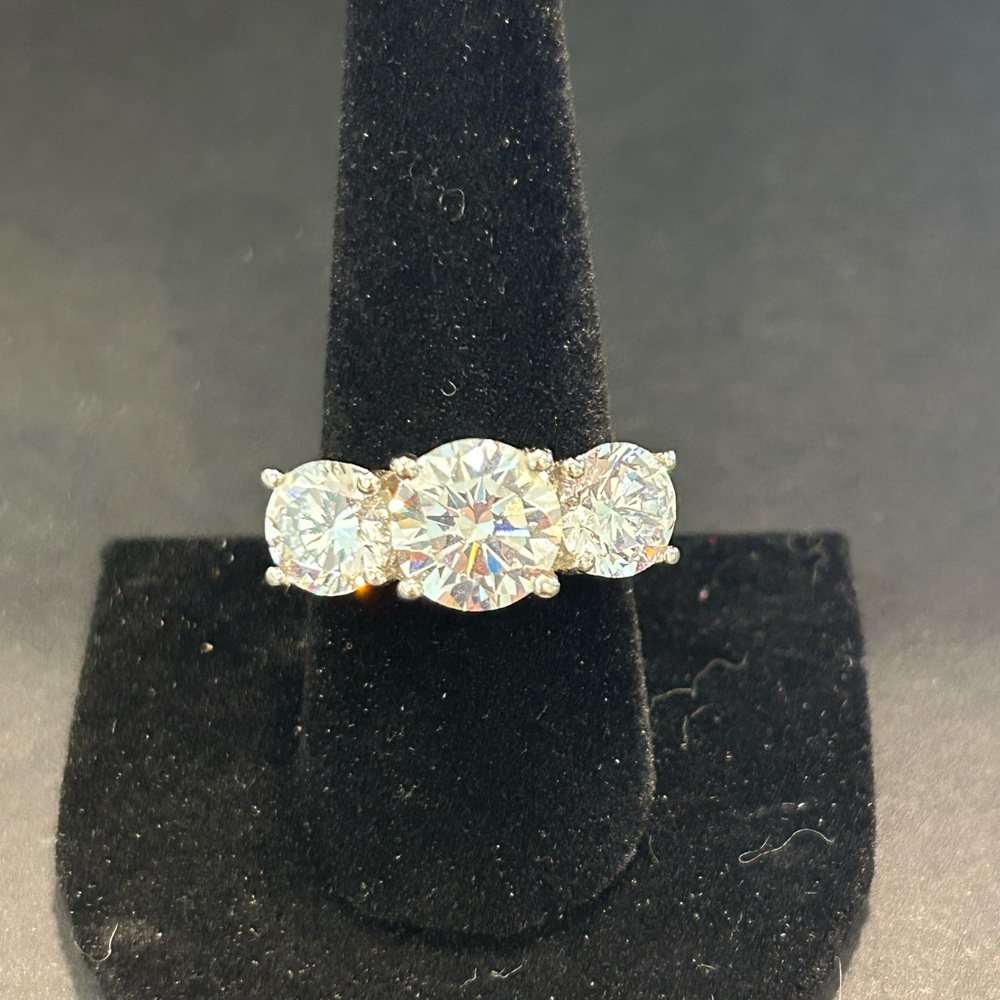 JTV Bella Luce 3 Stone Diamond Simulant Ring